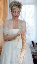 продам красивое платье-находка для современной невесты